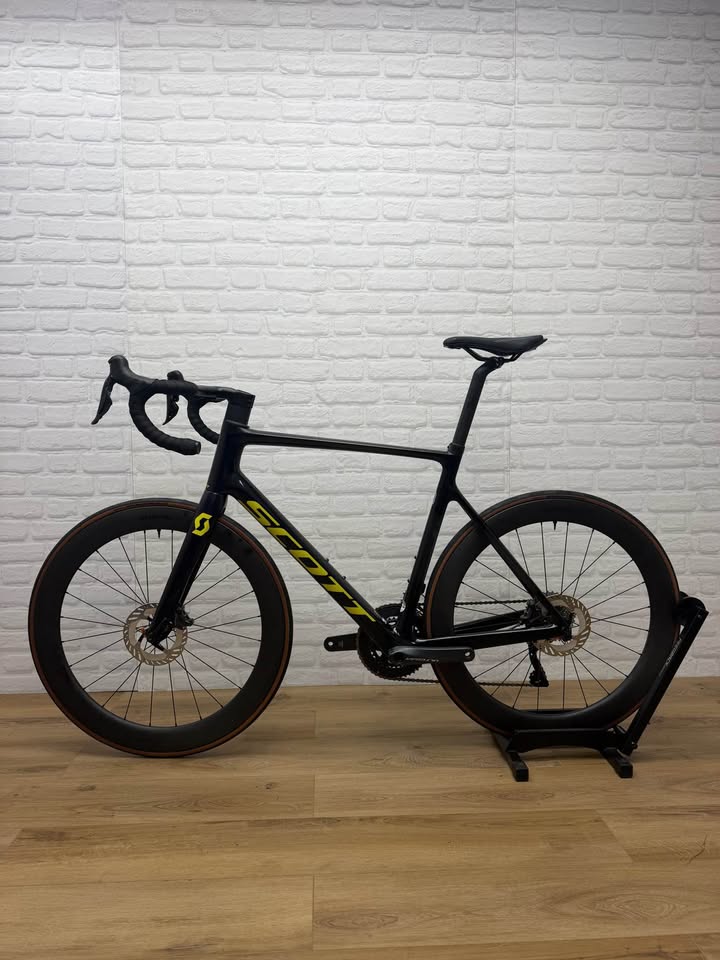 Scott Addict RC XL Road Bike