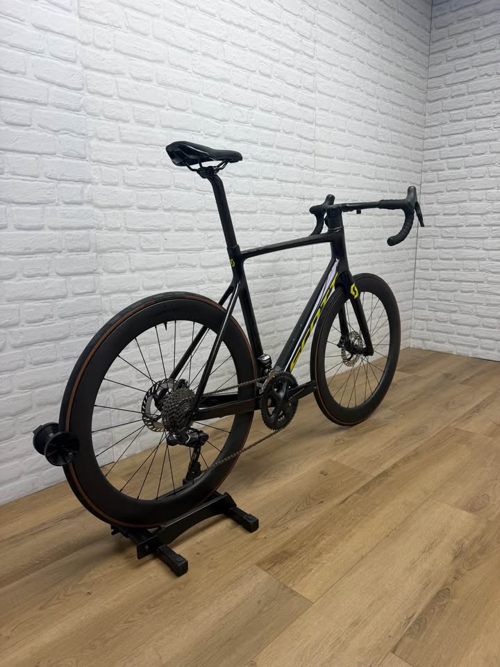 Scott Addict RC XL Road Bike