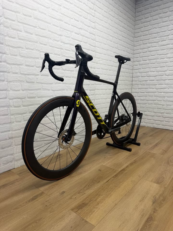 Scott Addict RC XL Road Bike