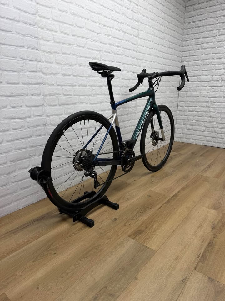 Specialized Diverge 56cm Ultegra Di2 Carbon Gravel Bike