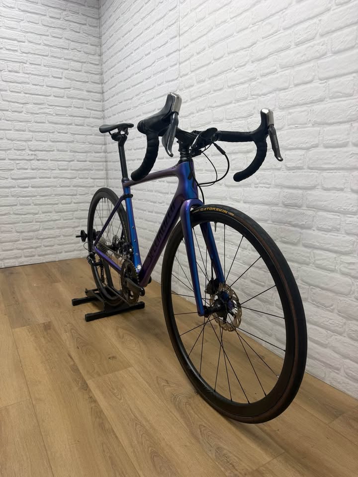 Specialized Roubaix 52cm Ultegra Di2 Disc Road Bike