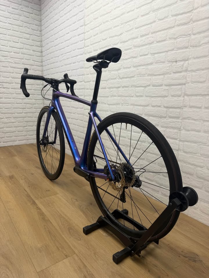 Specialized Roubaix 52cm Ultegra Di2 Disc Road Bike