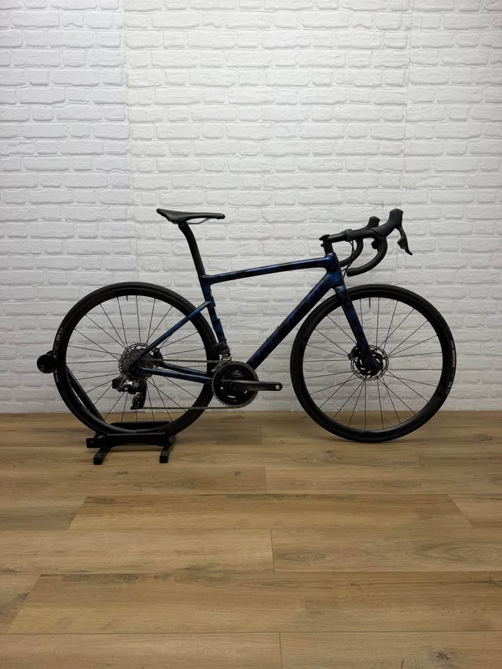 Specialized Tarmac SL6 52cm SRAM eTap AXS Disc Road Bike