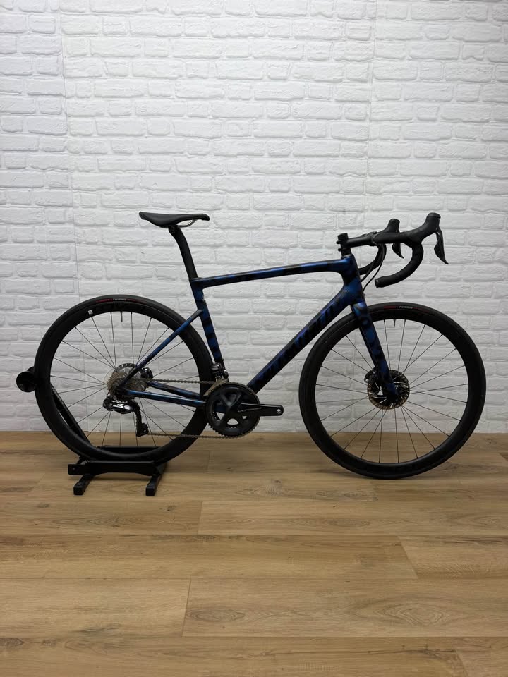 Specialized Tarmac SL6 56cm Ultegra Di2 Disc Road Bike