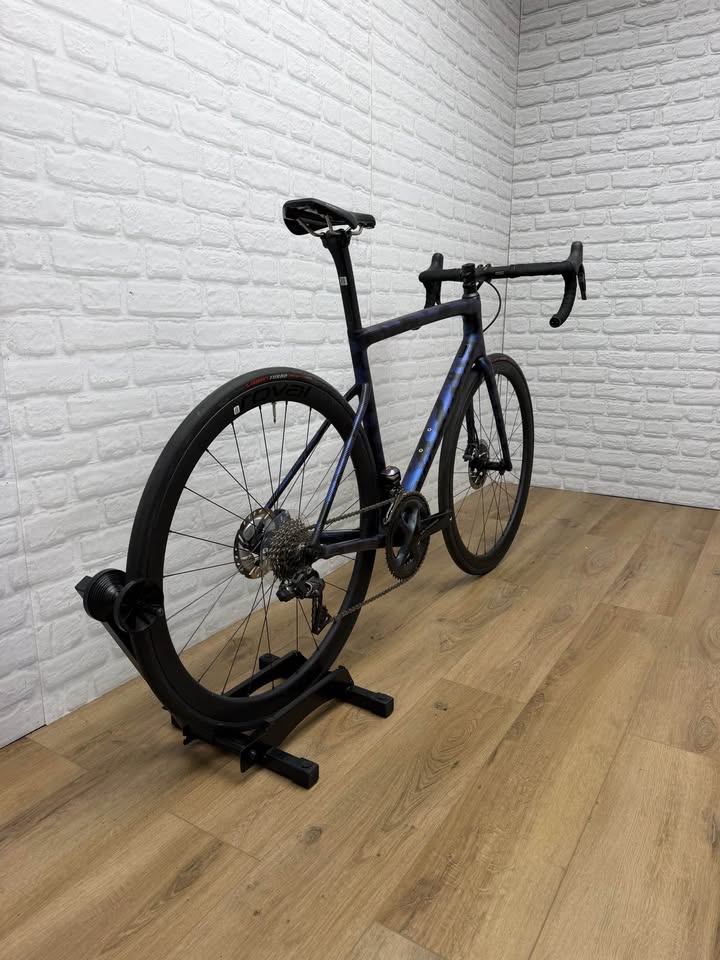 Specialized Tarmac SL6 56cm Ultegra Di2 Disc Road Bike