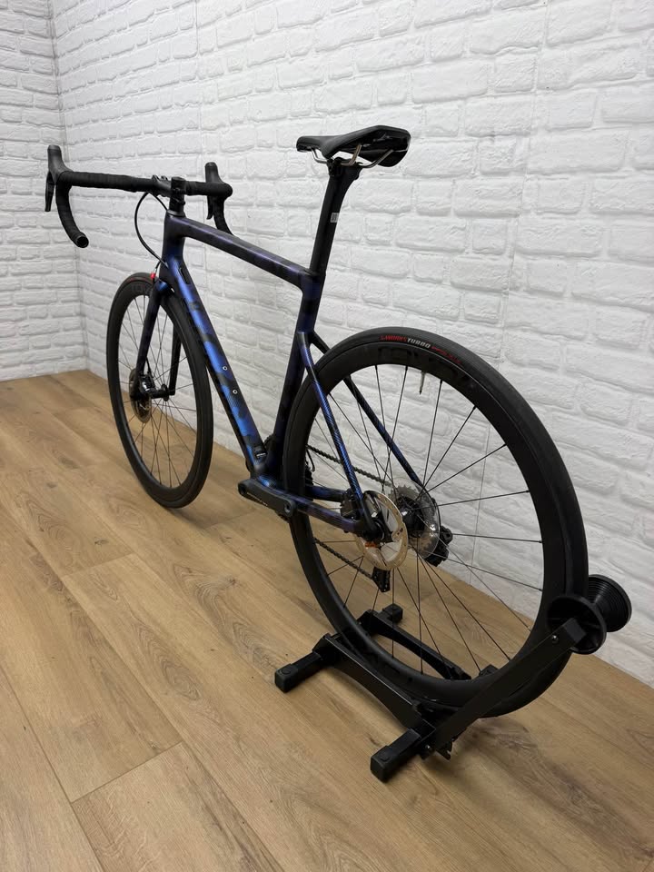 Specialized Tarmac SL6 56cm Ultegra Di2 Disc Road Bike